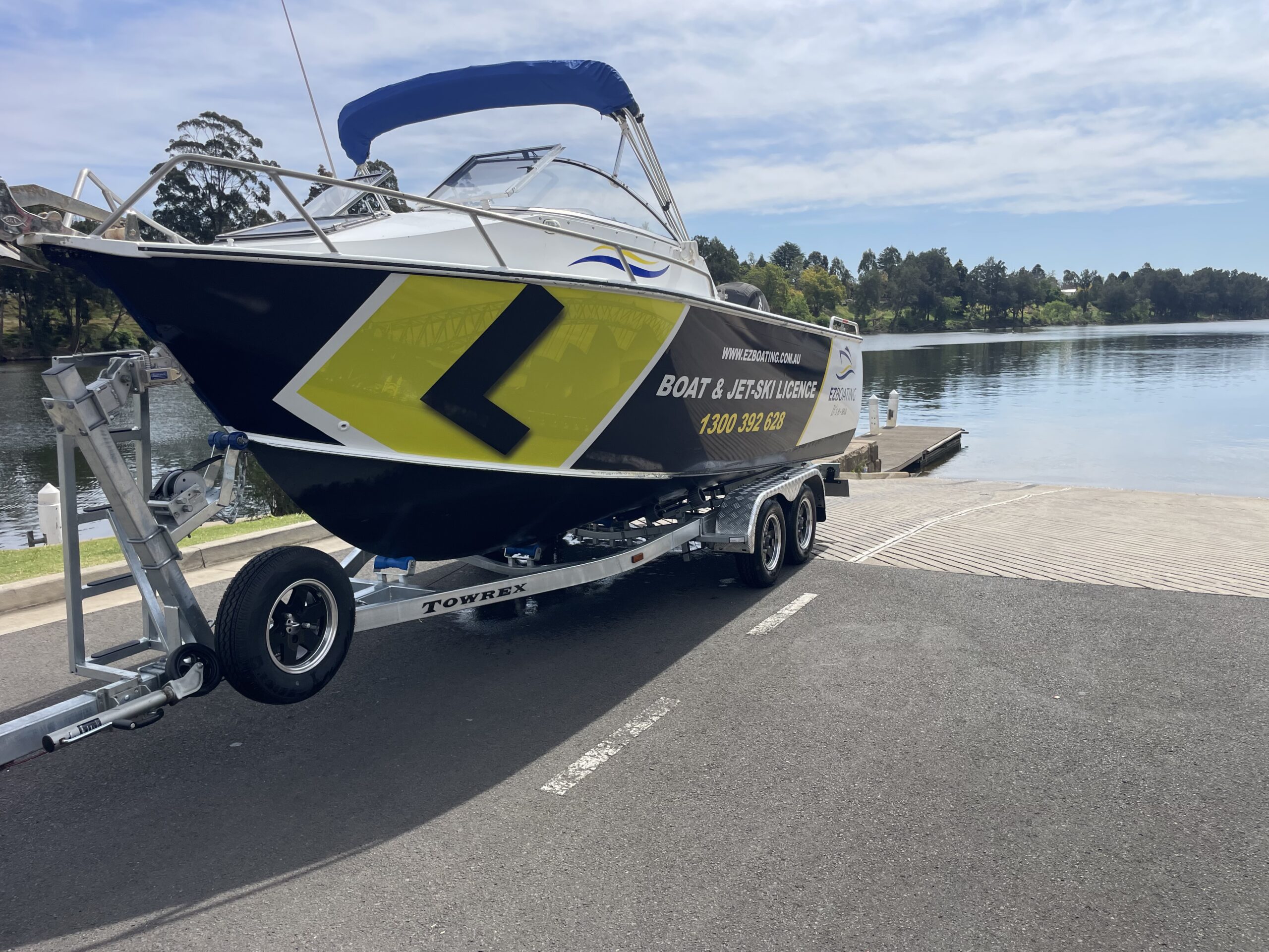 Boat licence course launching boat at penrith boat ramp
